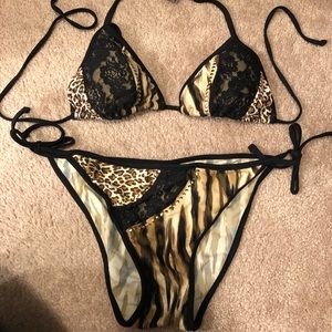Guess bikini